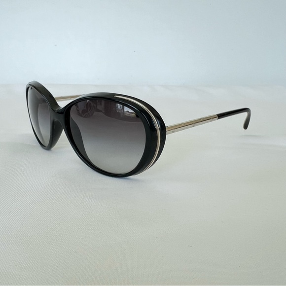 CHANEL 6037 Black w Silver CC Logo Frame Smokey Gray Gradient Lenses Sunglasses - Picture 7 of 16